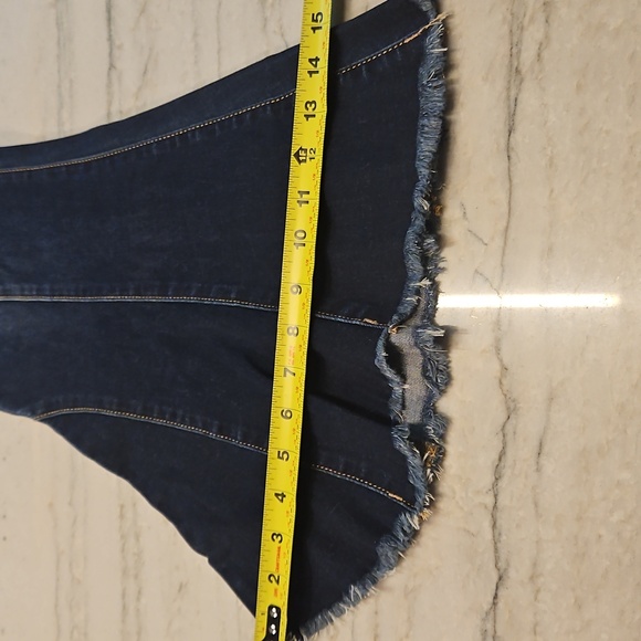 Free People CRVY Last Dance Low-Rise Flare Jeans Size 32 - Picture 7 of 8